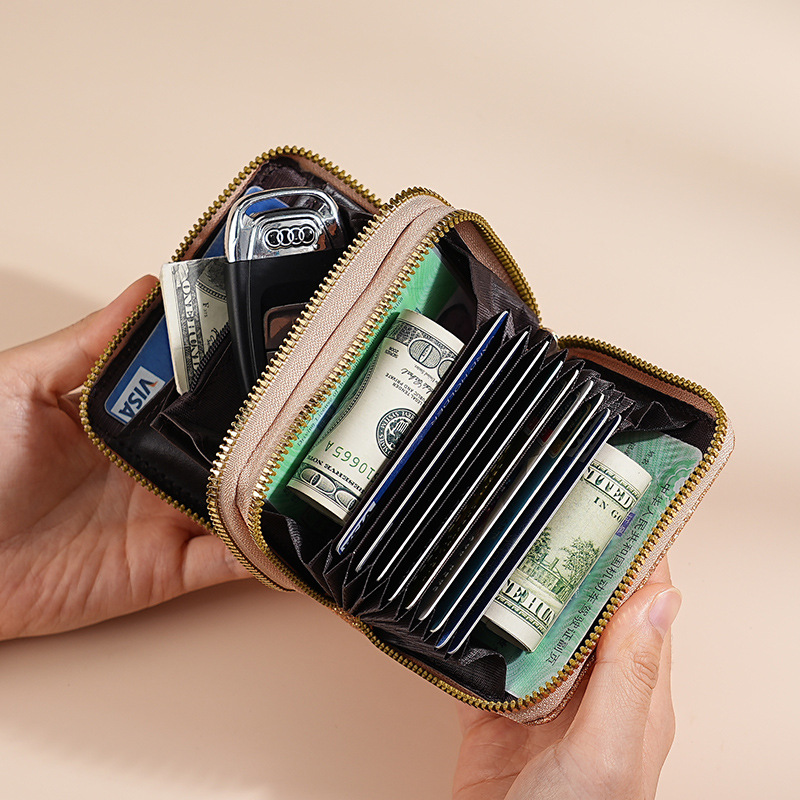 K-poB  Figure  Wallets Women G - Index Card Holder recension och pris